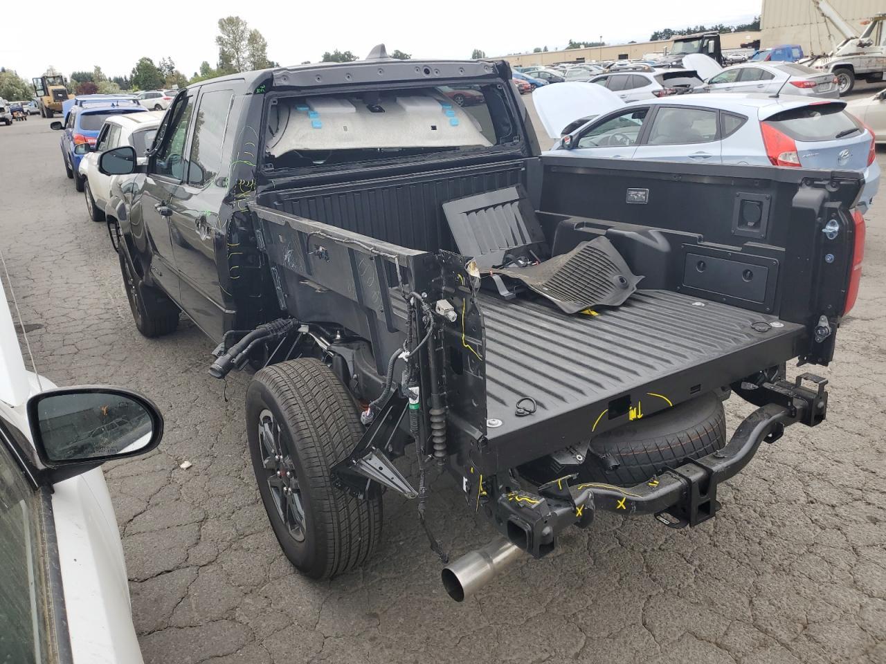 2025 Toyota Tacoma Double Cab - Image 2