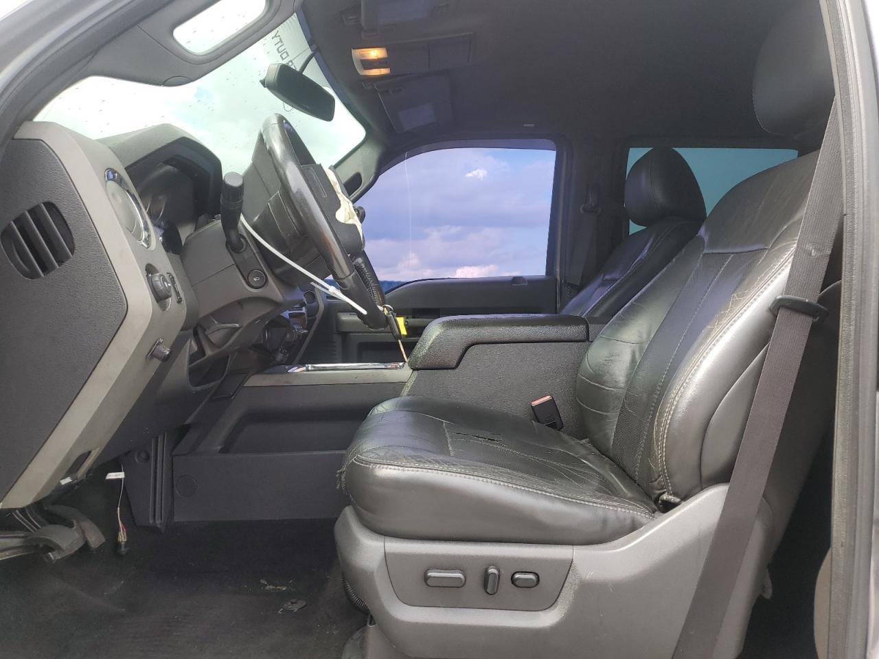 2011 Ford F250 Super Duty - Фото 7