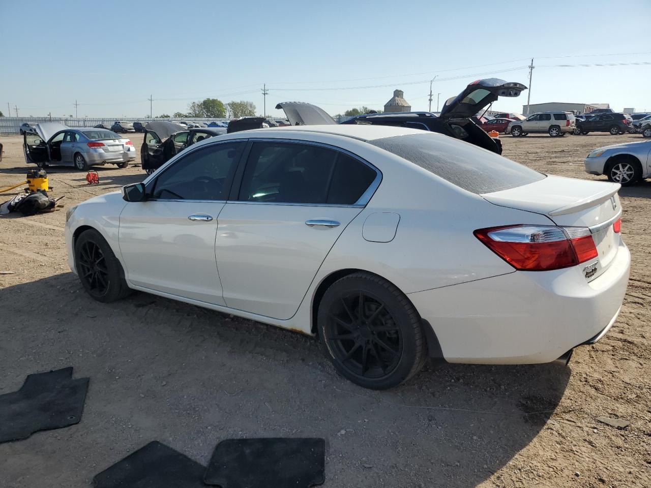 2014 Honda Accord Sport - Image 2