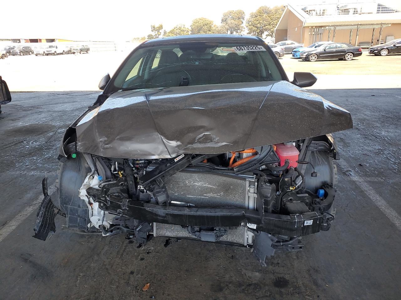 2023 Hyundai Elantra Limited - Фото 5