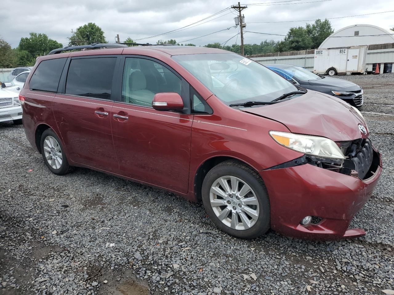 2013 Toyota Sienna Xle - Фото 4