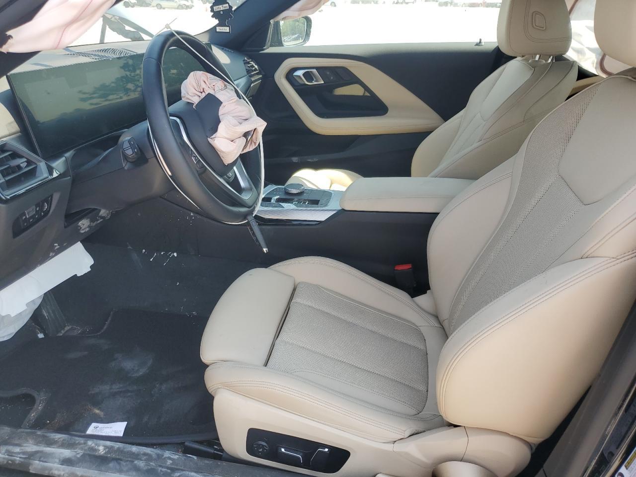 2024 BMW 230Xi - Фото 7