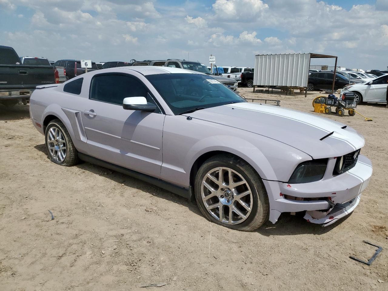 2008 Ford Mustang - Фото 4