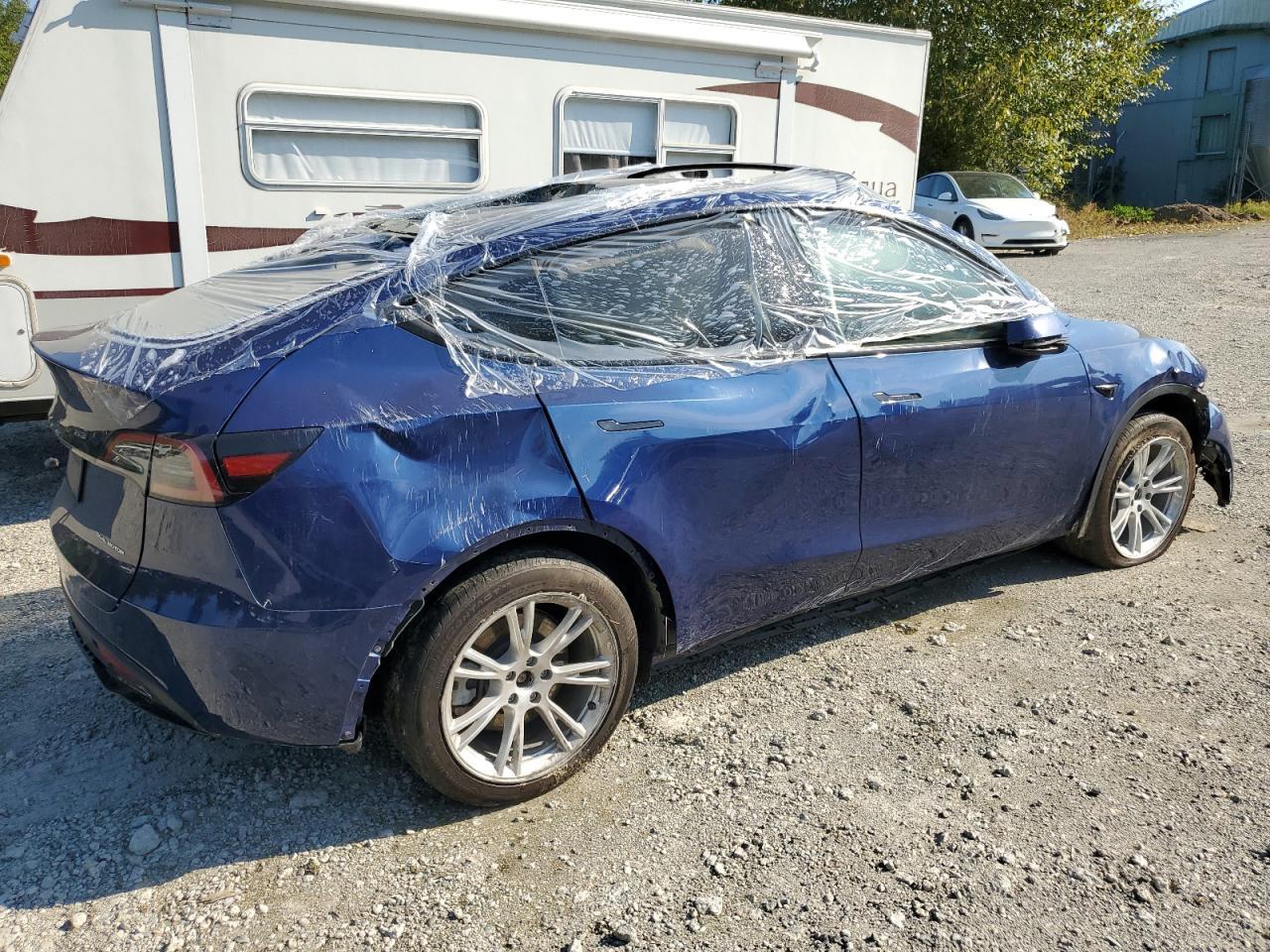 2023 Tesla Model Y - Image 3