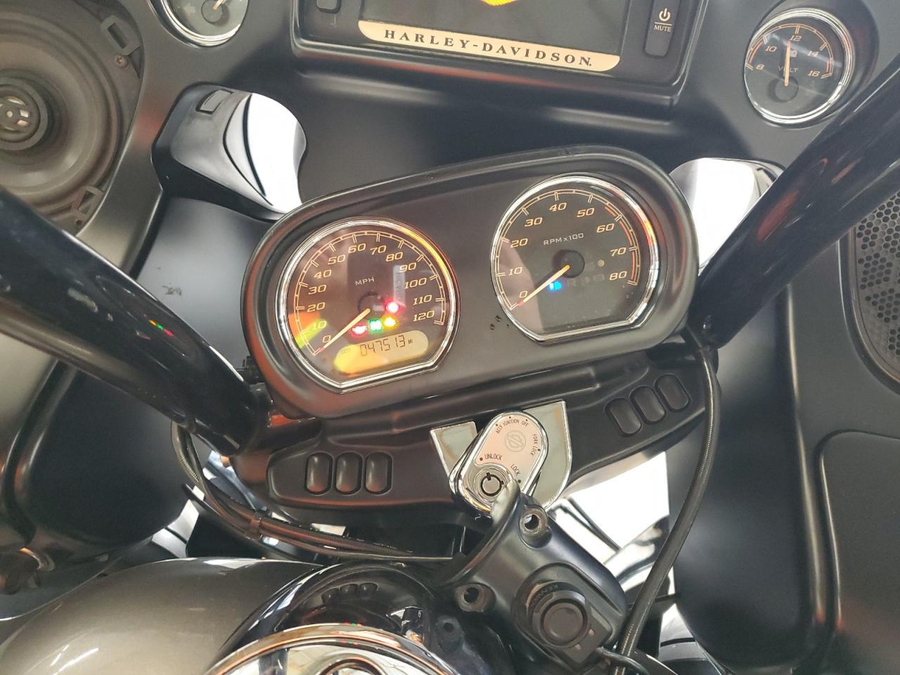 2017 Harley-Davidson Fltru - Фото 7