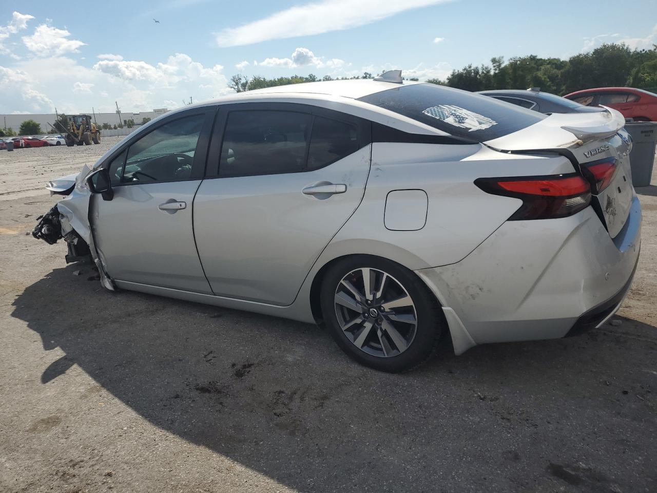 2020 Nissan Versa Sv - Фото 2