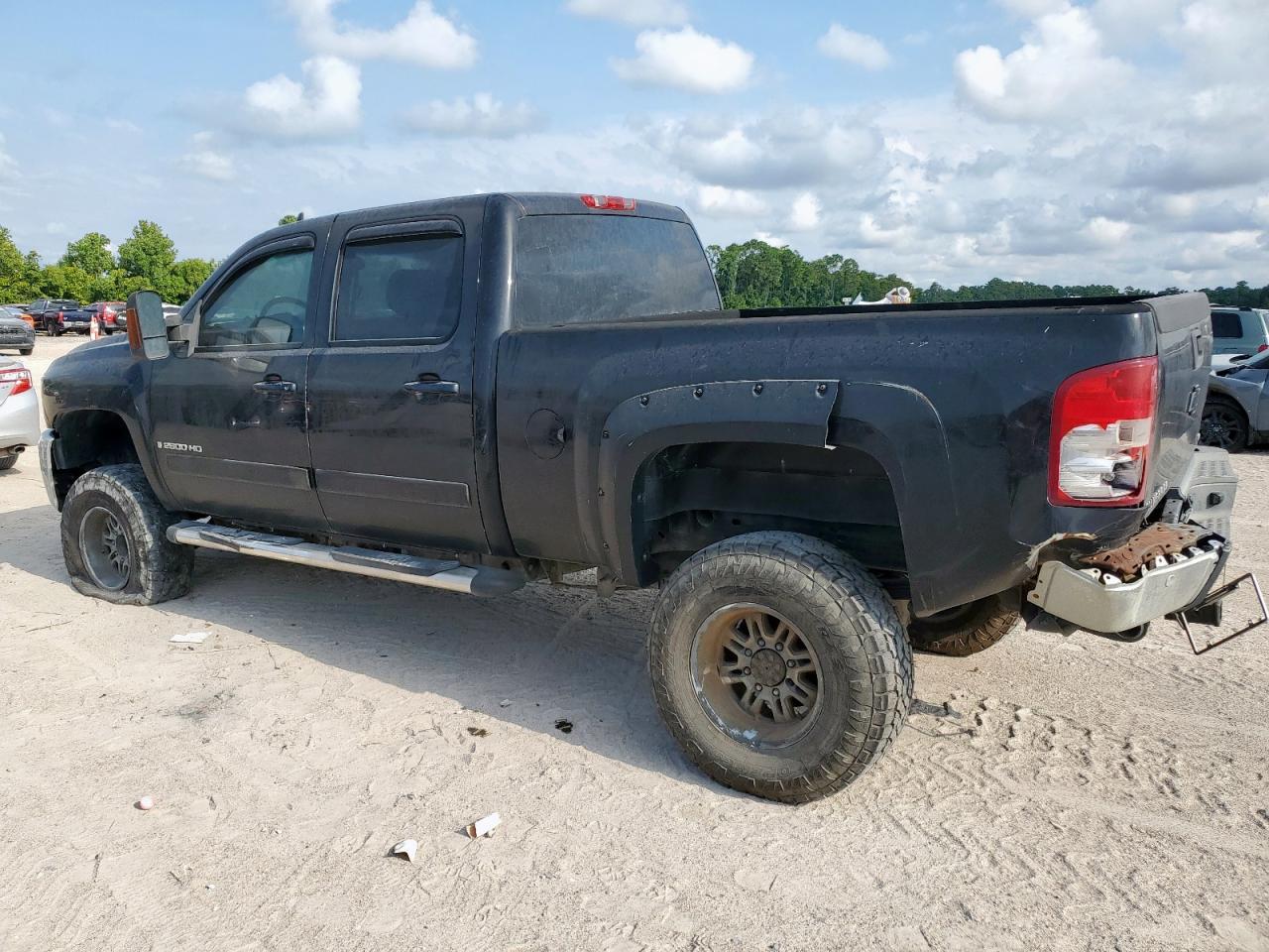 2007 Chevrolet Silverado K2500 Heavy Duty - Фото 2