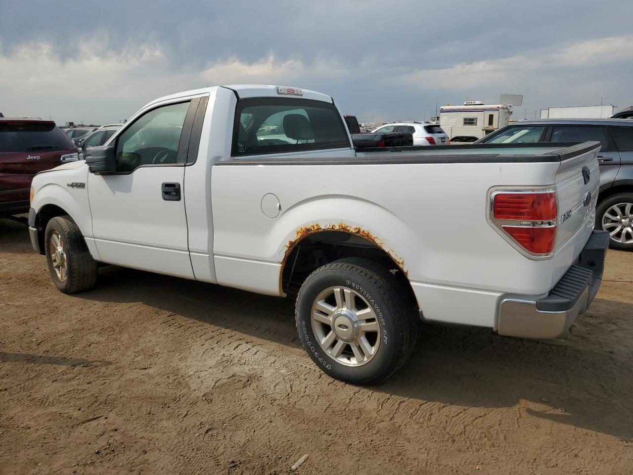 2009 Ford F150 - Image 2