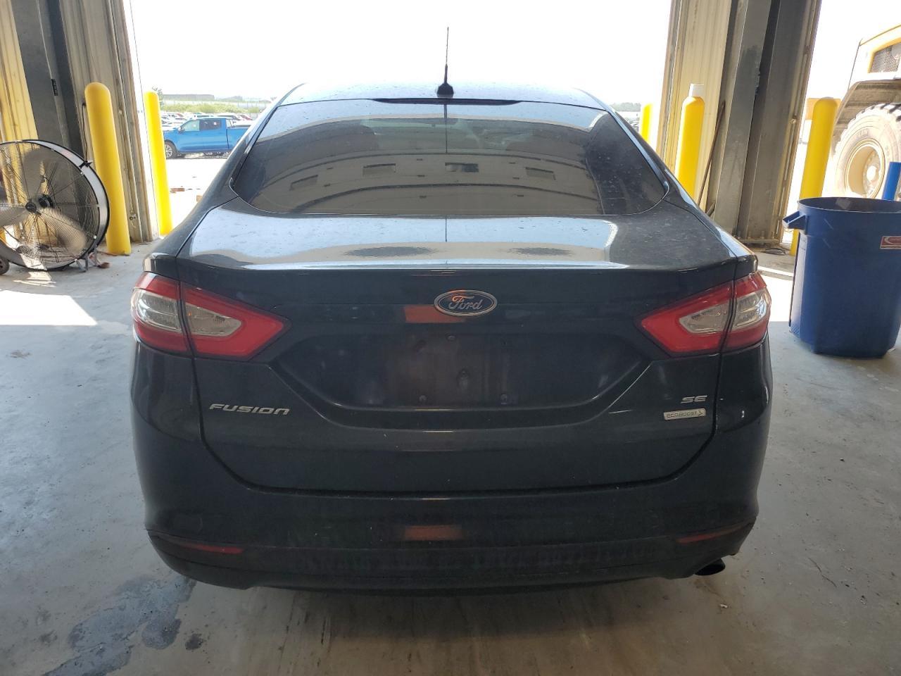 2015 Ford Fusion Se - Фото 6