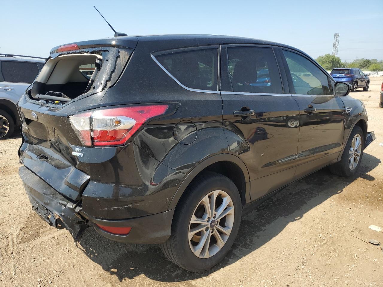 2017 Ford Escape Se - Фото 3