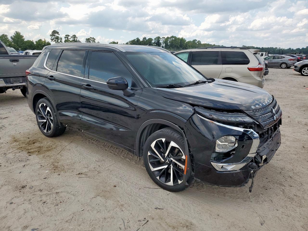 2022 Mitsubishi Outlander Sel - Фото 4