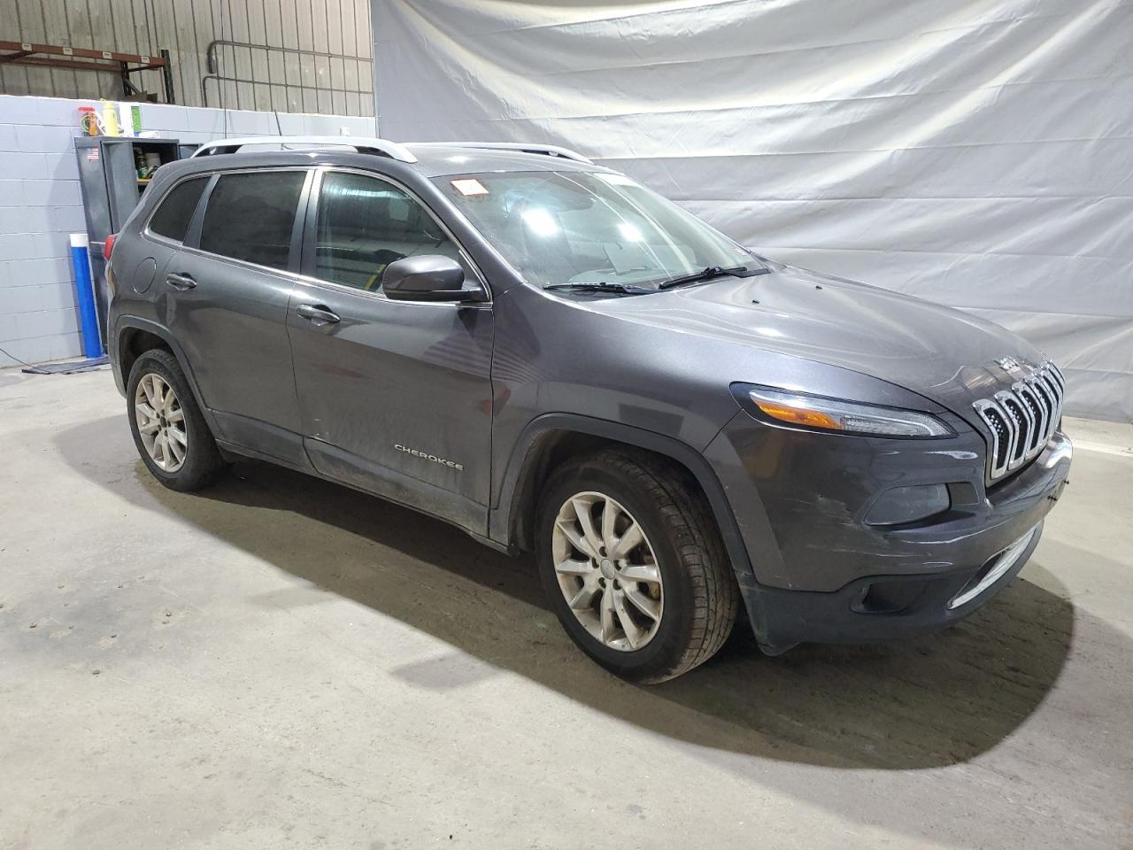 2017 Jeep Cherokee Limited - Image 4