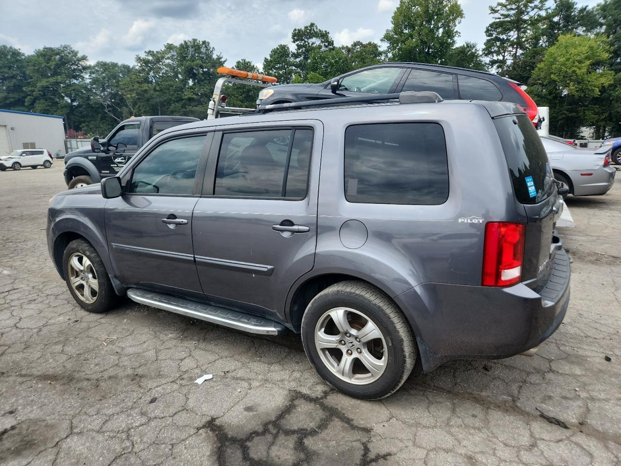 2015 Honda Pilot Ex - Image 2