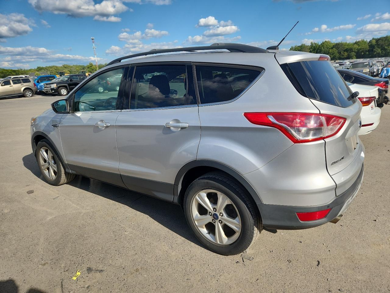 2015 Ford Escape Se - Image 2