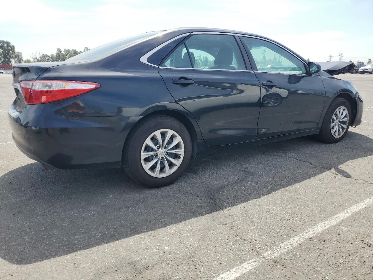 2016 Toyota Camry Le - Image 3