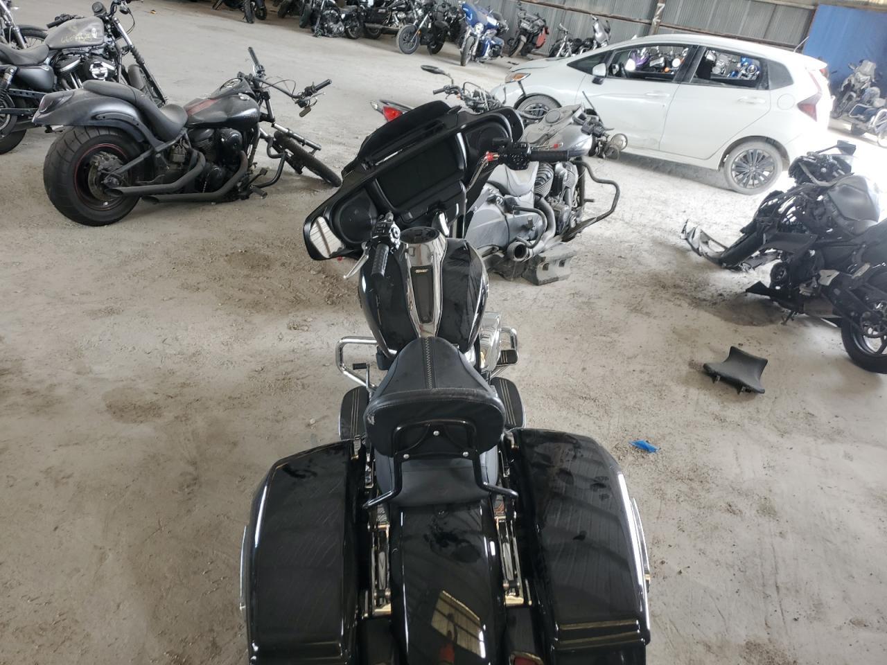 2024 Harley-Davidson Flhx - Image 6