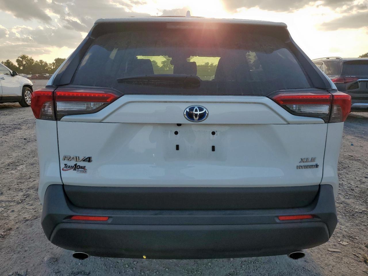 2022 Toyota Rav4 Xle - Фото 6