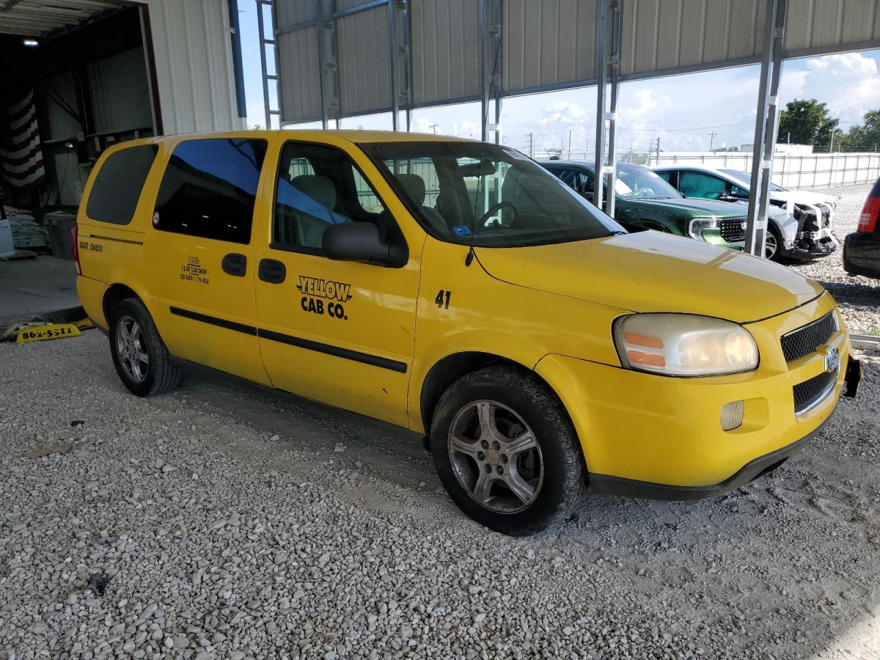 2008 Chevrolet Uplander Ls - Image 4