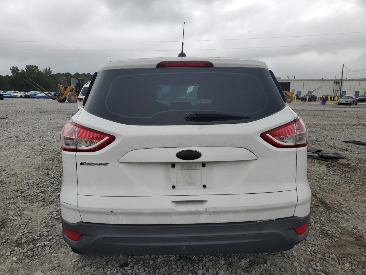 2013 Ford Escape S - Фото 6
