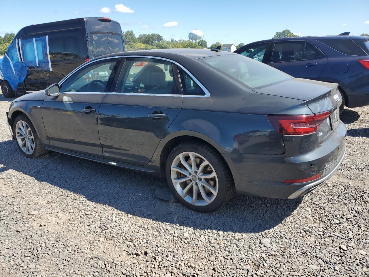 2019 Audi A4 Premium Plus - Фото 2