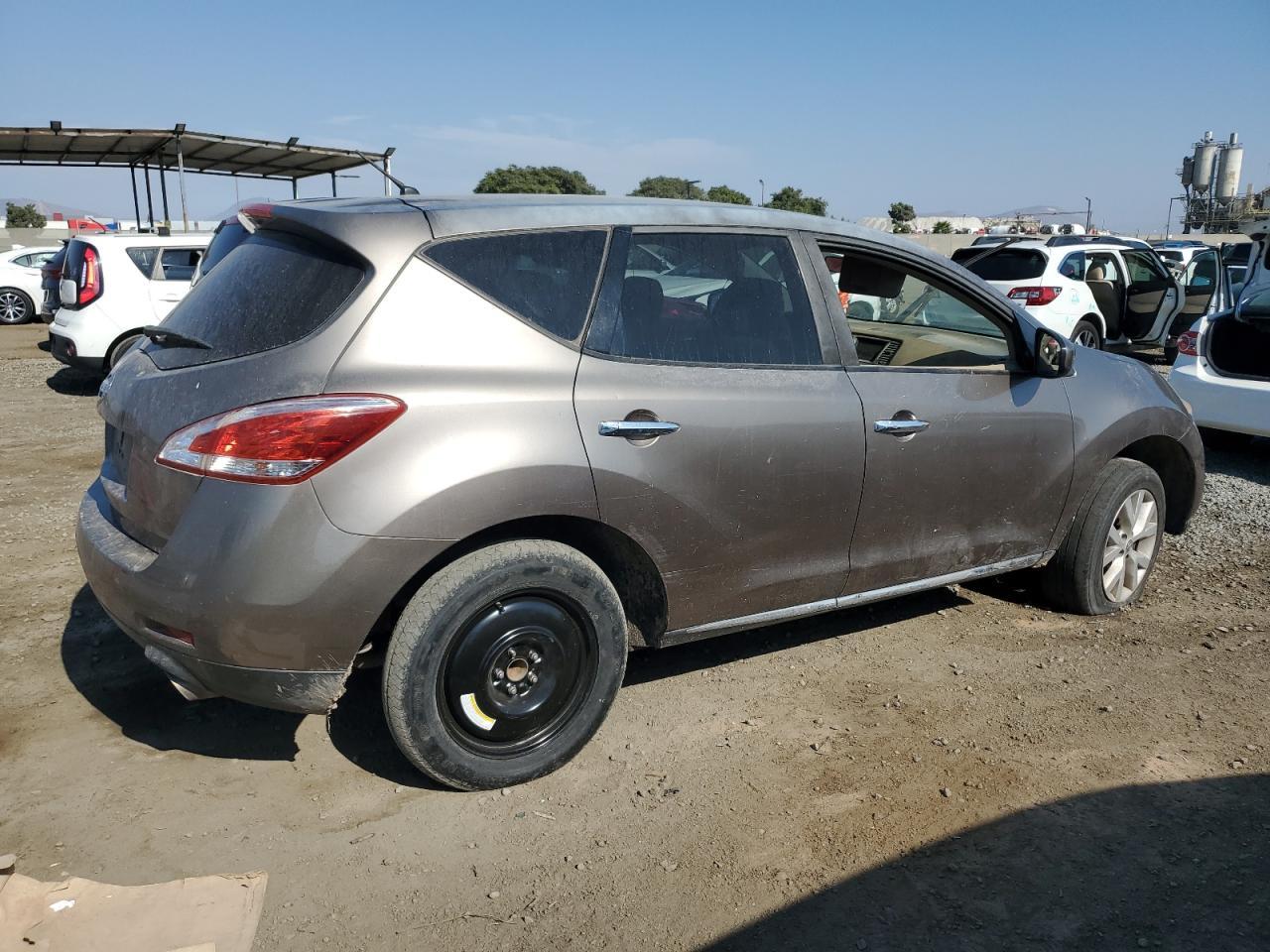 2011 Nissan Murano S - Image 3