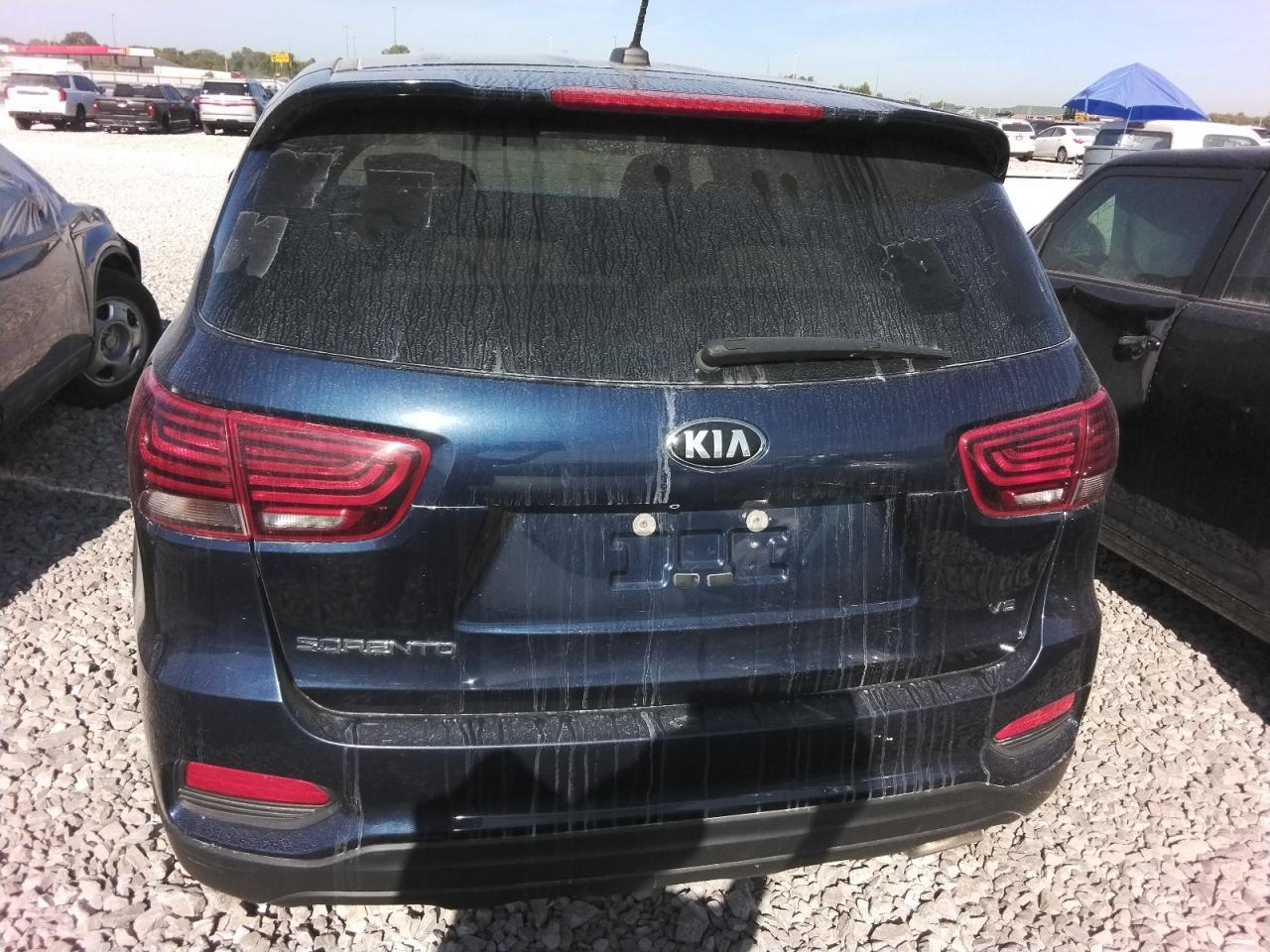 2019 Kia Sorento Lx - Image 6