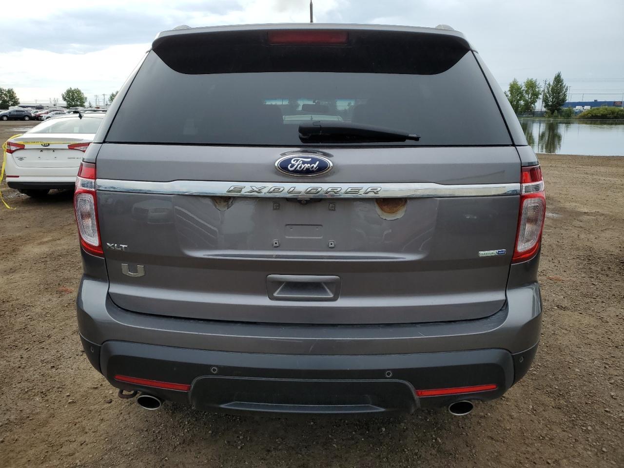 2014 Ford Explorer Xlt - Image 6