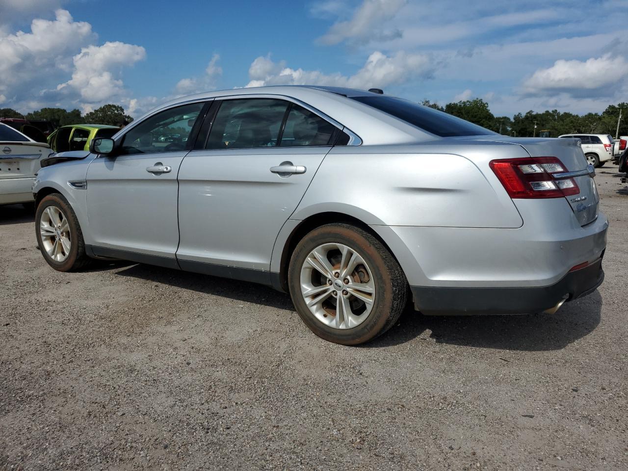 2018 Ford Taurus Sel - Фото 2