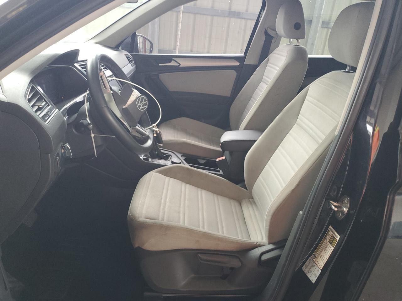 2022 Volkswagen Tiguan S - Фото 7