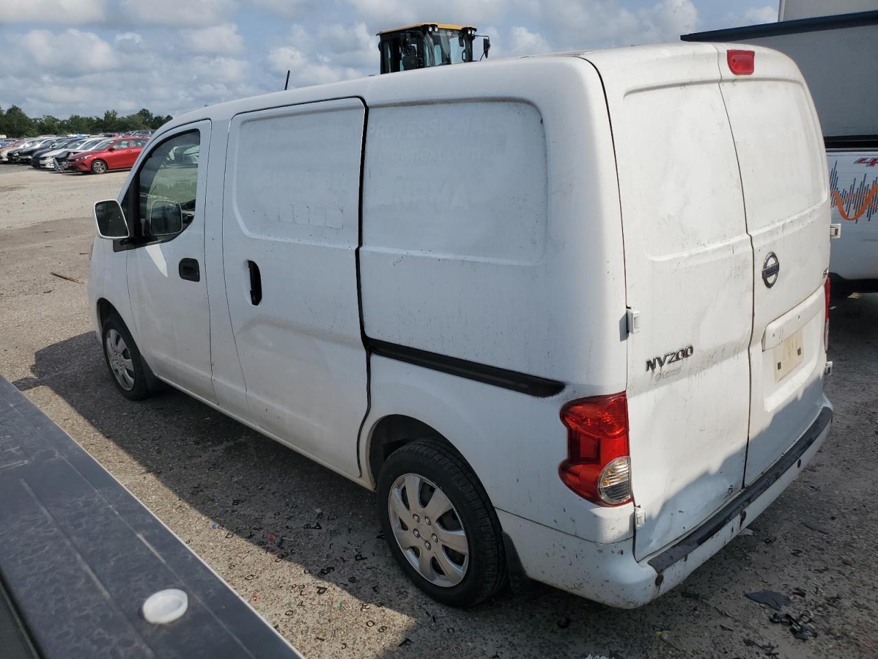 2017 Nissan Nv200 2.5S - Фото 2