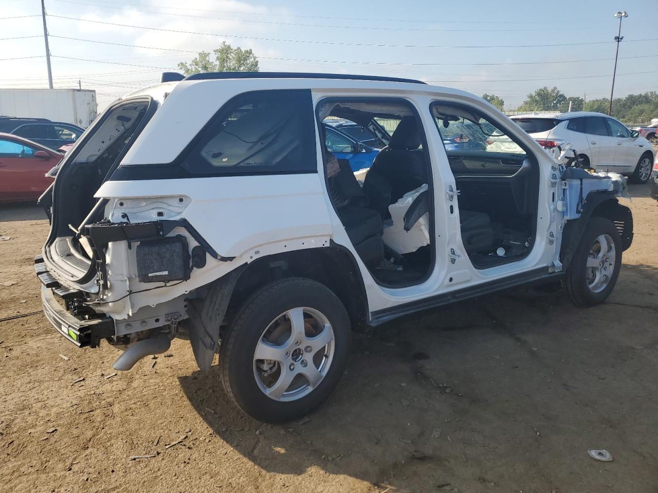 2025 Jeep Grand Cherokee Laredo - Фото 3