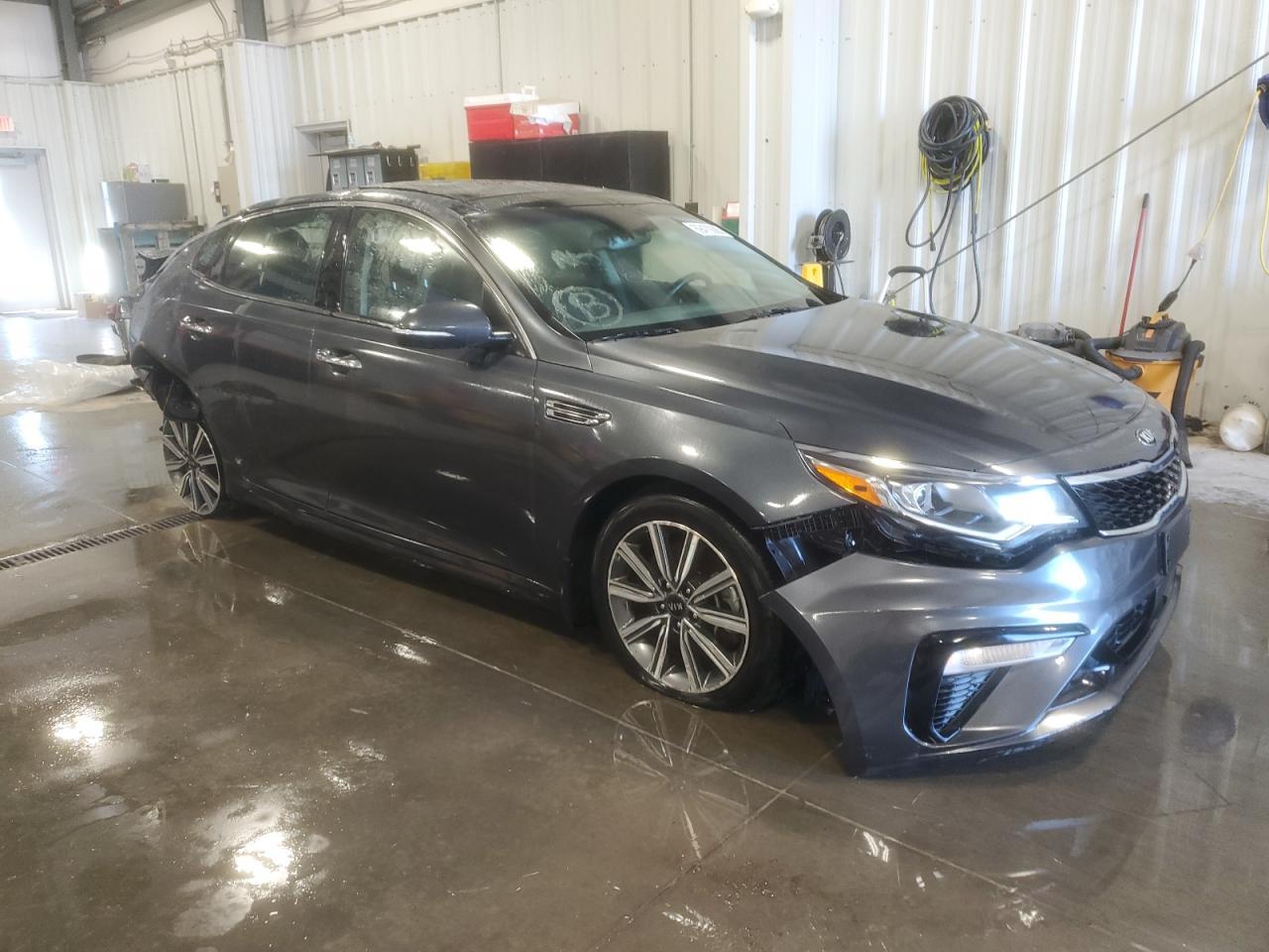 2020 Kia Optima Ex - Image 4