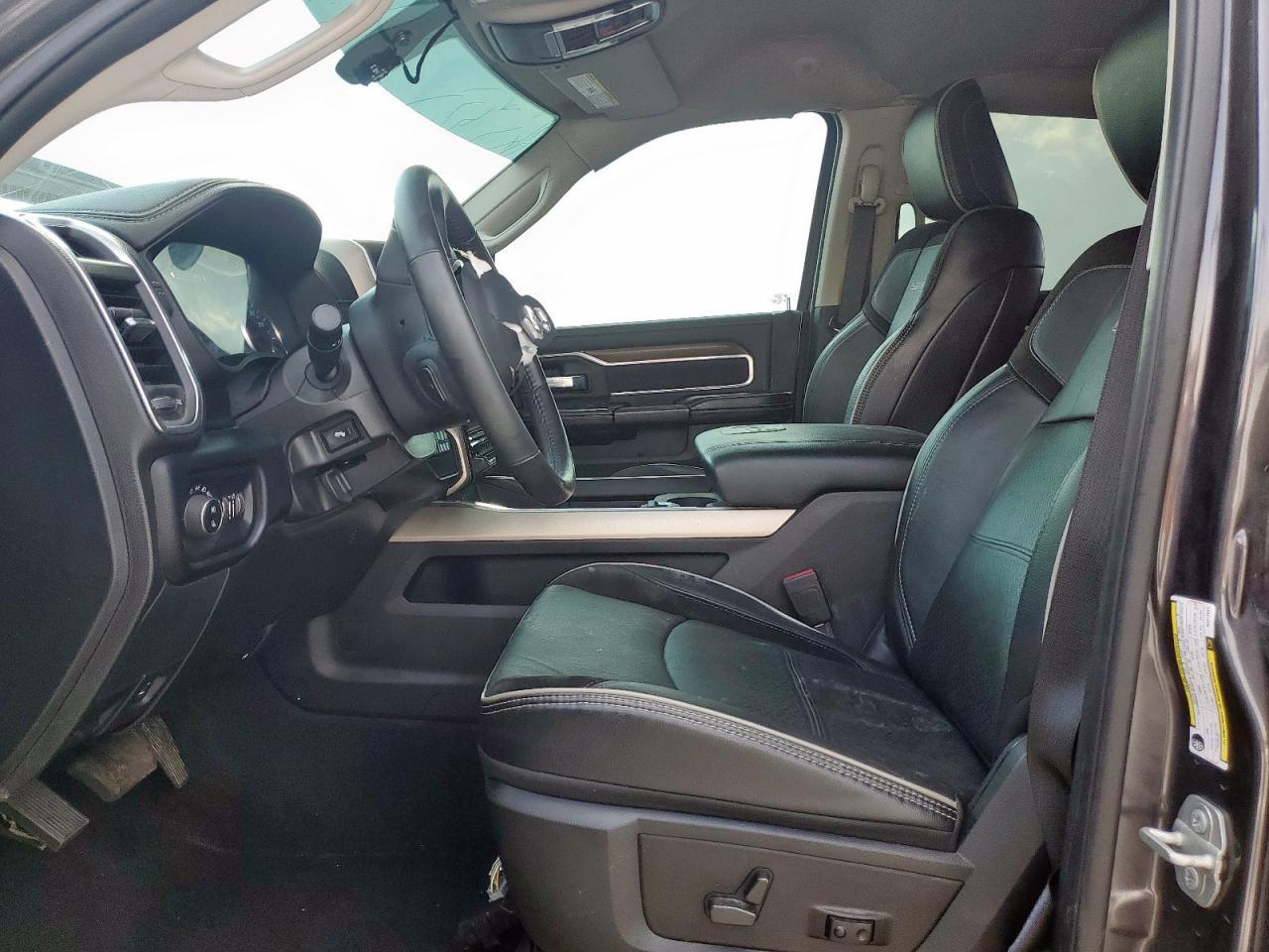 2024 Ram 2500 Laramie - Image 7
