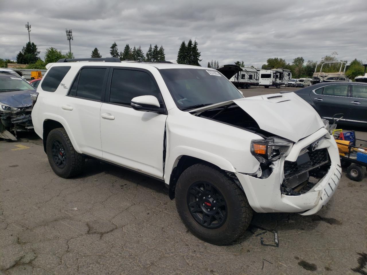2023 Toyota 4Runner Se - Image 4