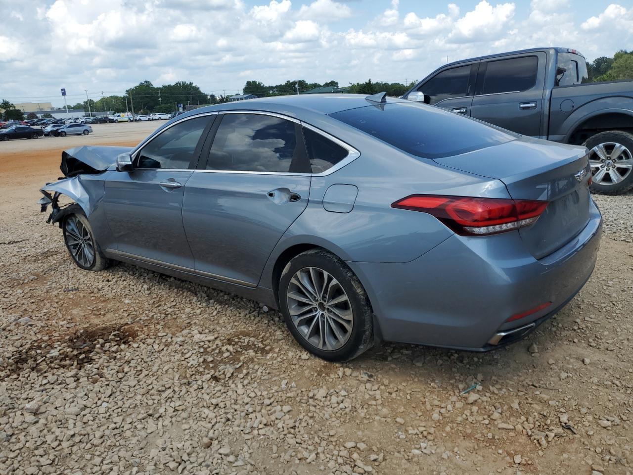 2015 Hyundai Genesis 3.8L - Фото 2