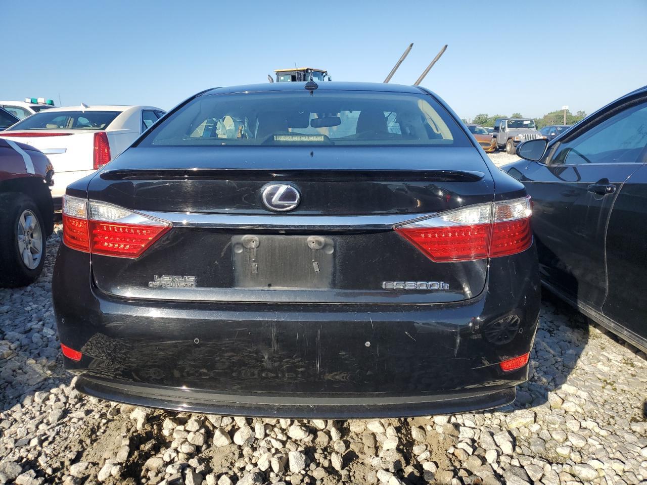 2013 Lexus Es 300H - Фото 6