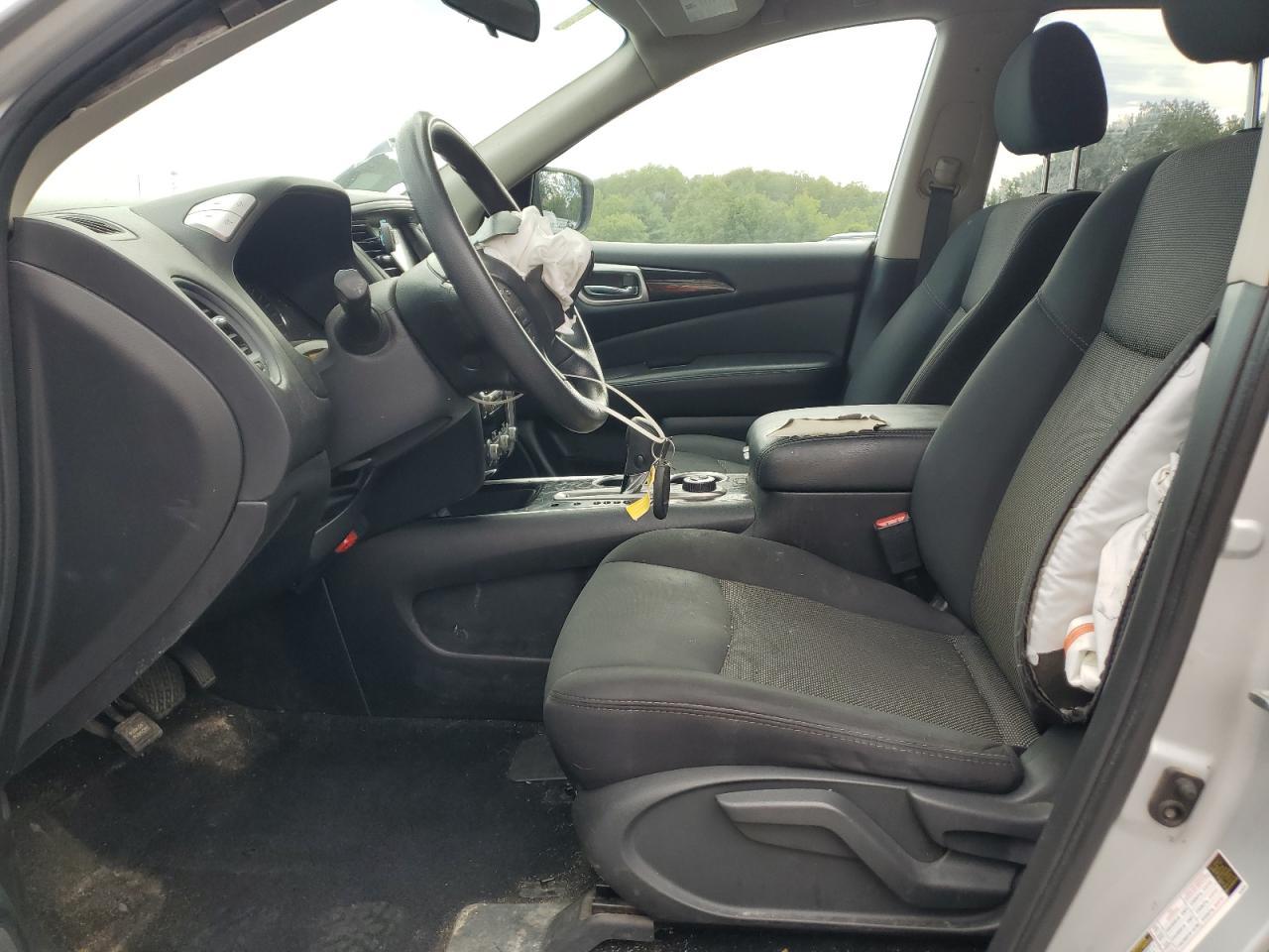 2019 Nissan Pathfinder S - Image 7
