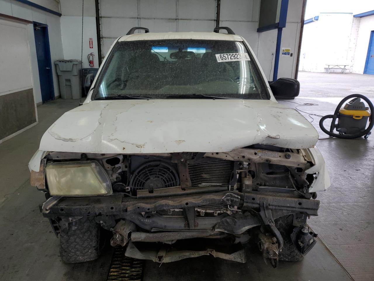 2003 Isuzu Rodeo S - Фото 5