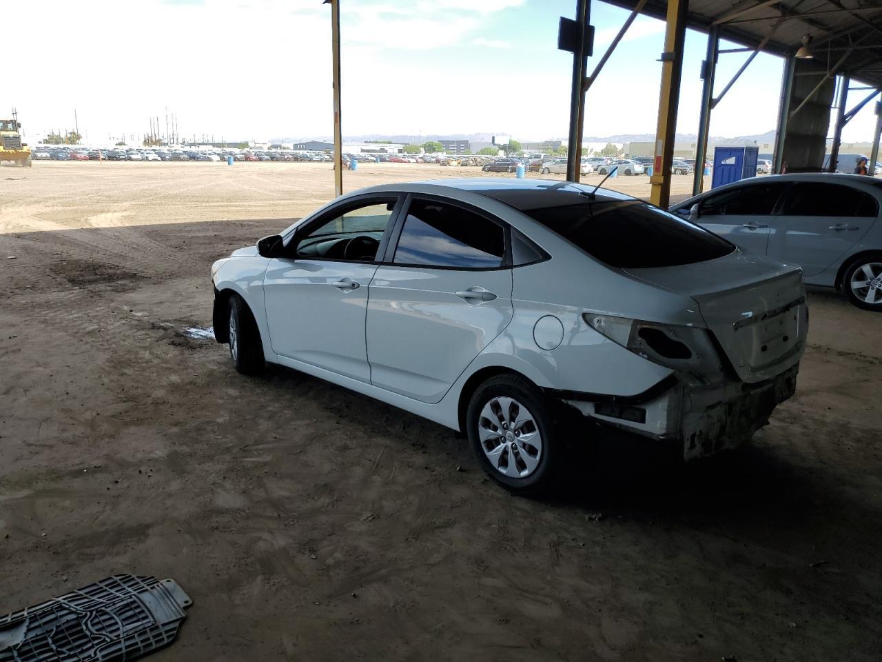 2015 Hyundai Accent Gls - Image 2