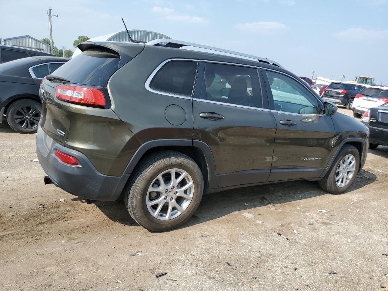 2015 Jeep Cherokee - Image 3