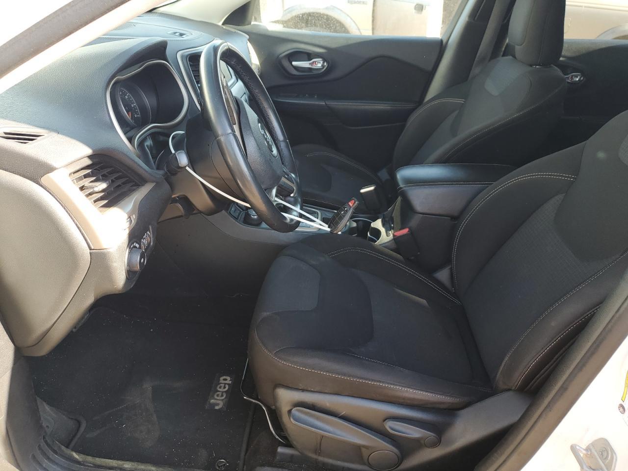 2015 Jeep Cherokee Latitude - Фото 7