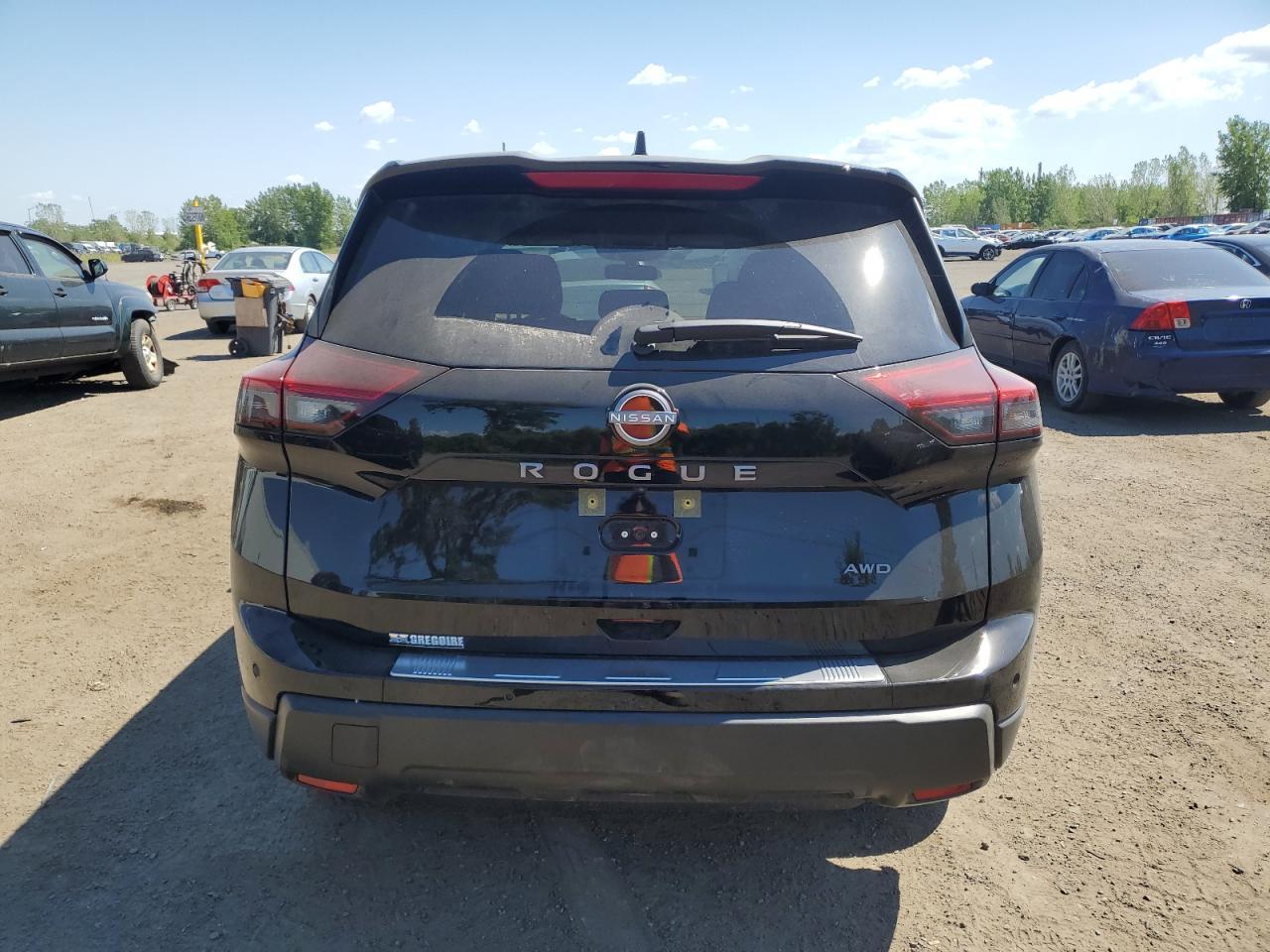 2025 Nissan Rogue S - Image 6