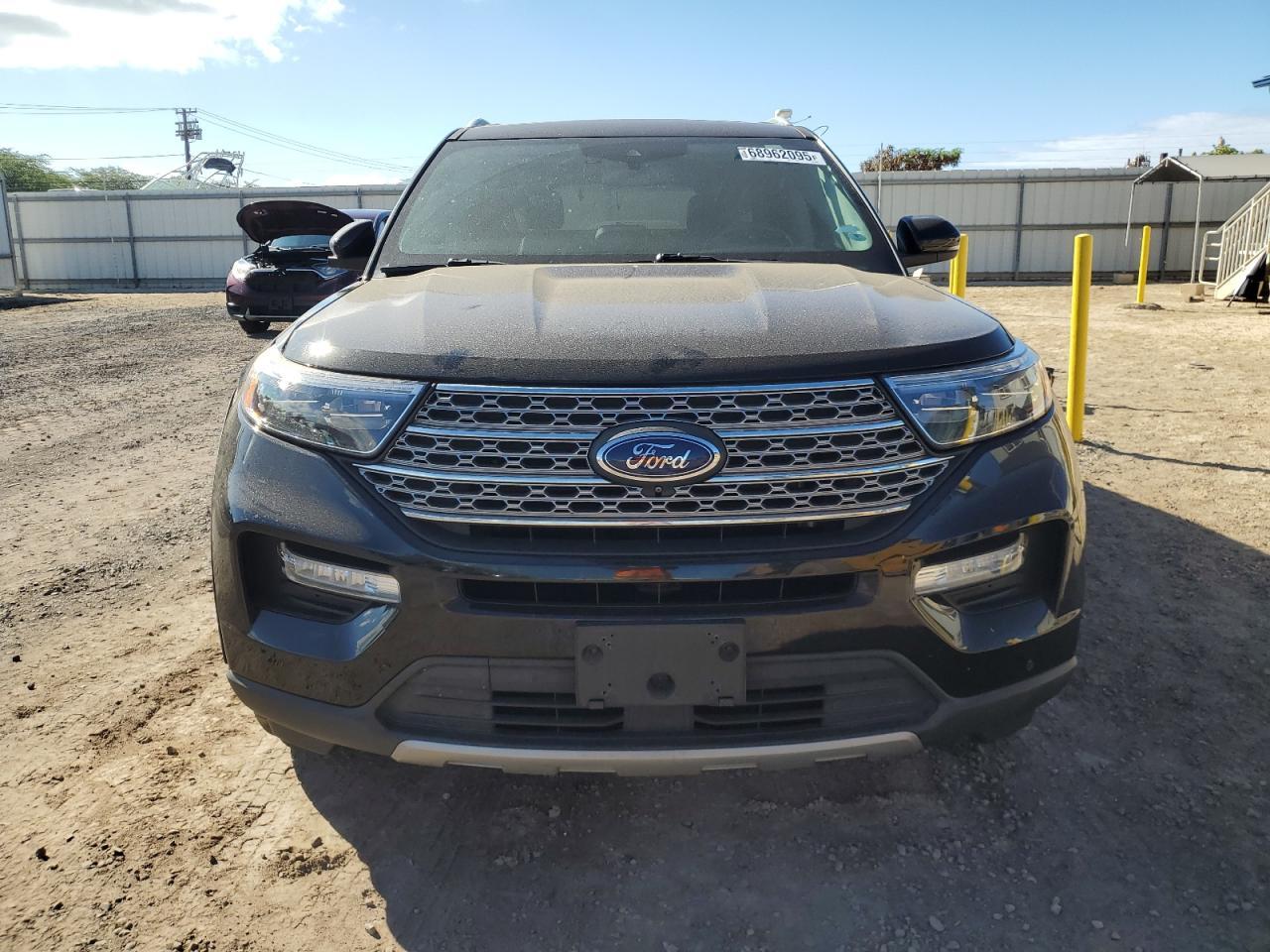 2021 Ford Explorer Limited - Image 5
