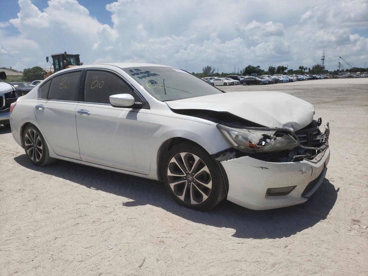 2015 Honda Accord Sport - Image 4