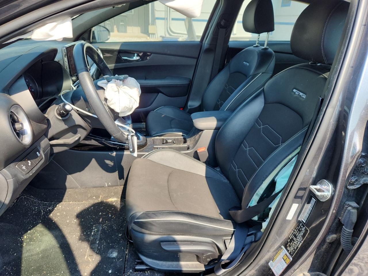 2024 Kia Forte Gt Line - Image 7