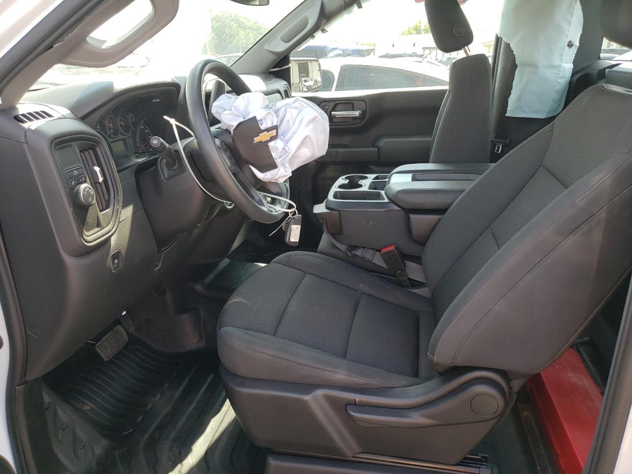 2024 Chevrolet Silverado C1500 - Фото 7