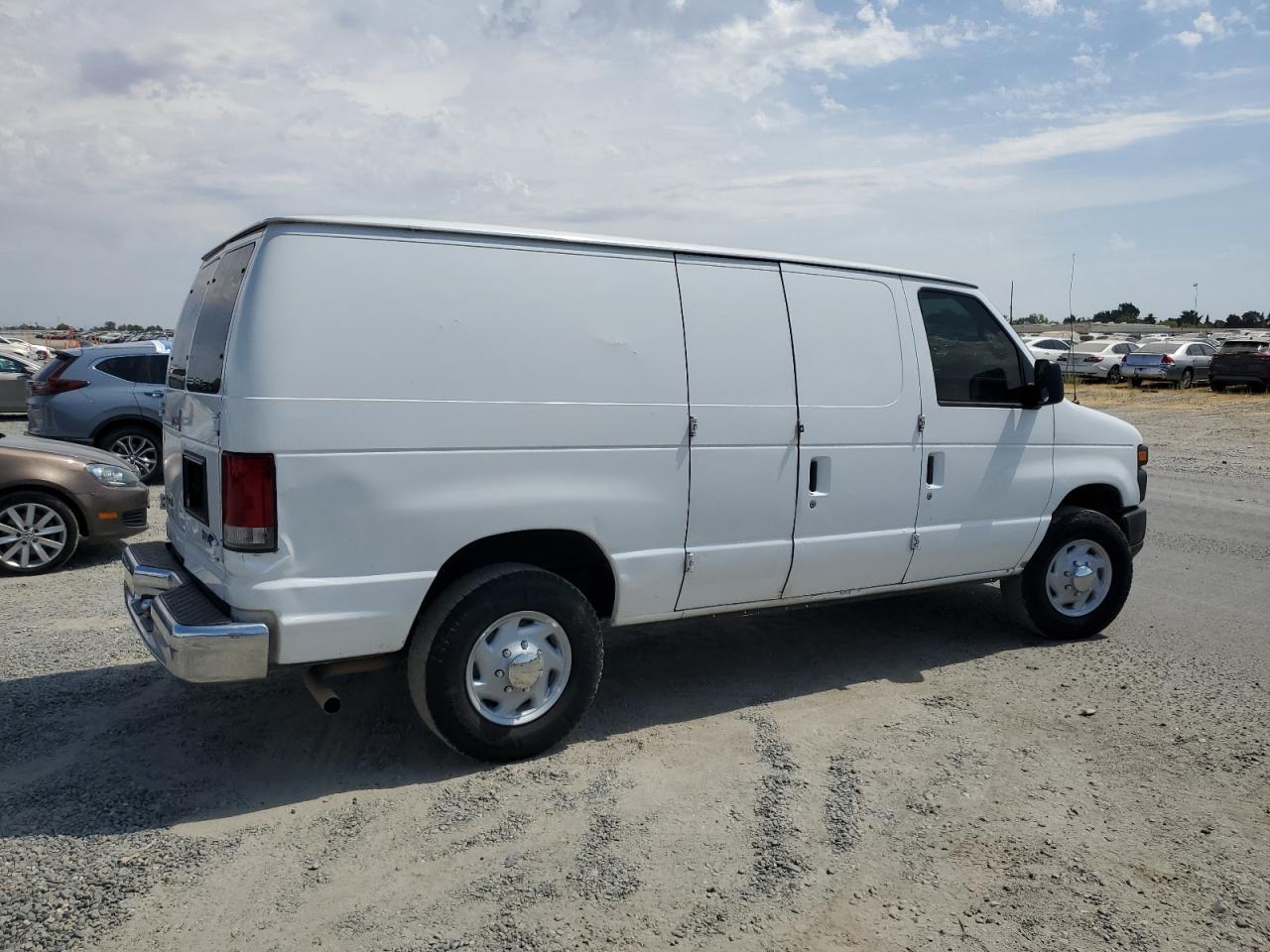 2009 Ford Econoline E150 Van - Фото 3
