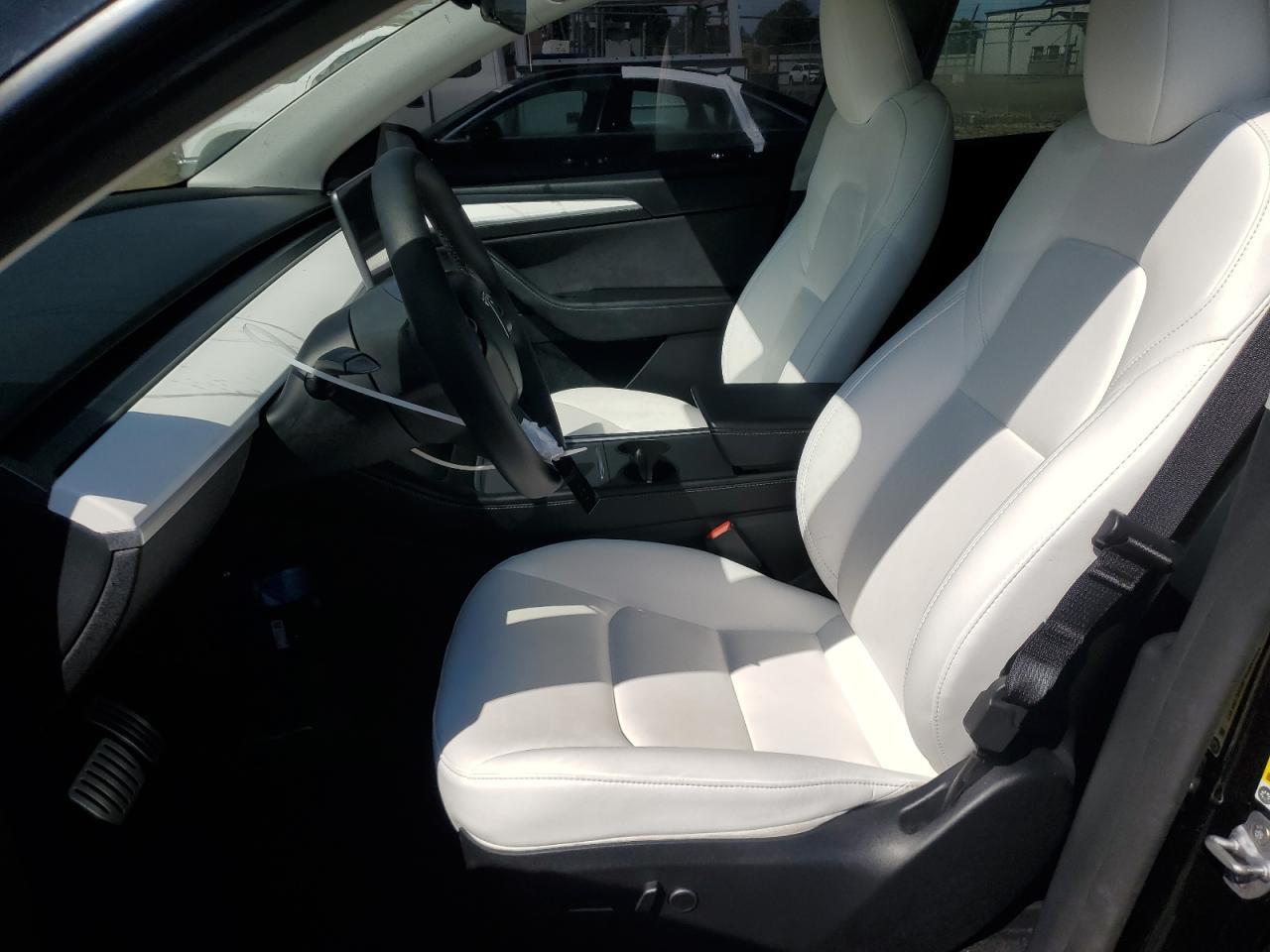2023 Tesla Model Y - Фото 7