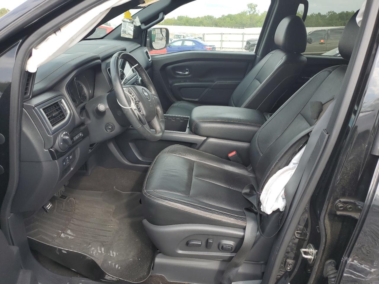 2019 Nissan Titan Platinum Reserve - Image 7