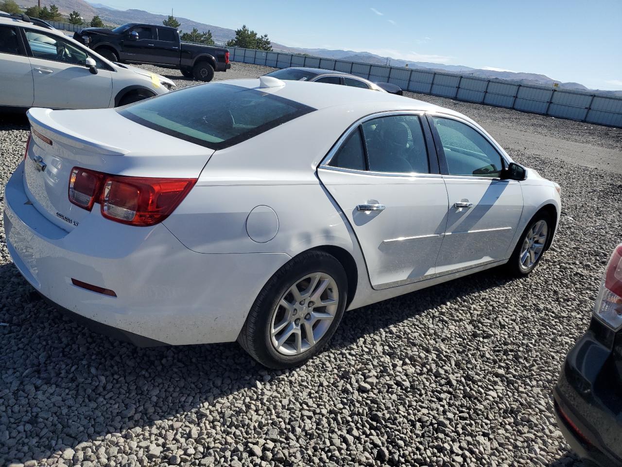 2015 Chevrolet Malibu 1Lt - Фото 3